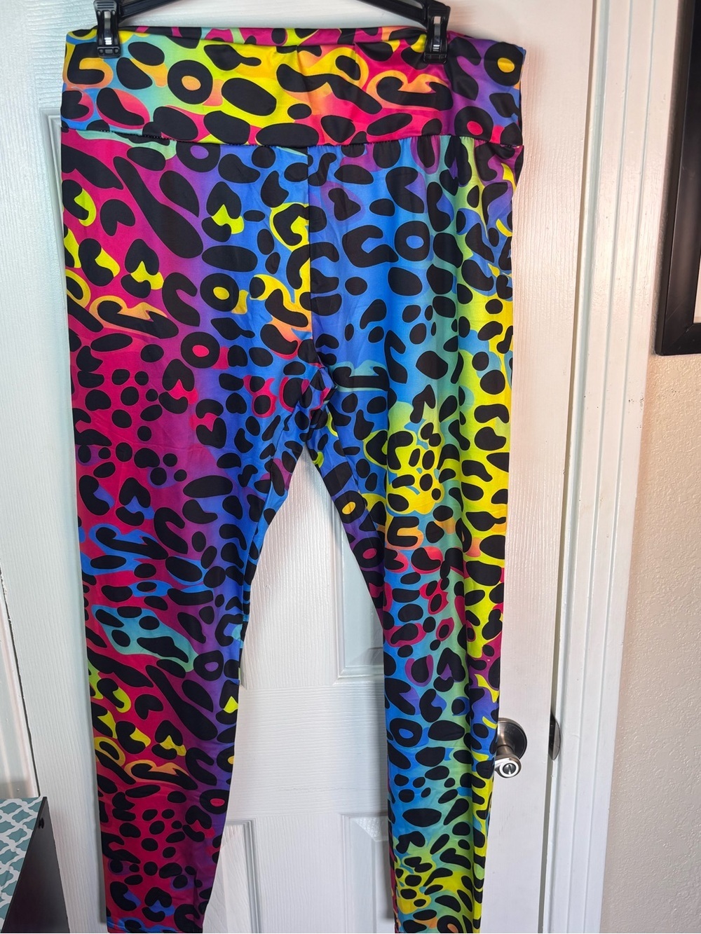 Women's Rainbow Leopard Print Leggings - Vibrant Multicolor - Picture 8 of 12